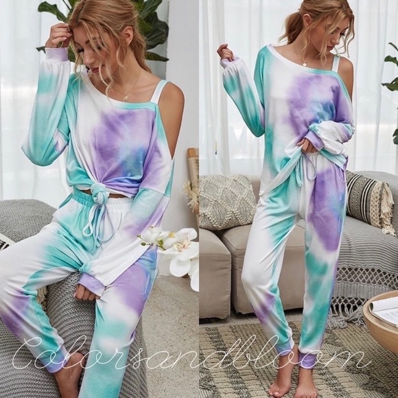 Bundle Tie Dye Lounge Set - Picture 2 of 3
